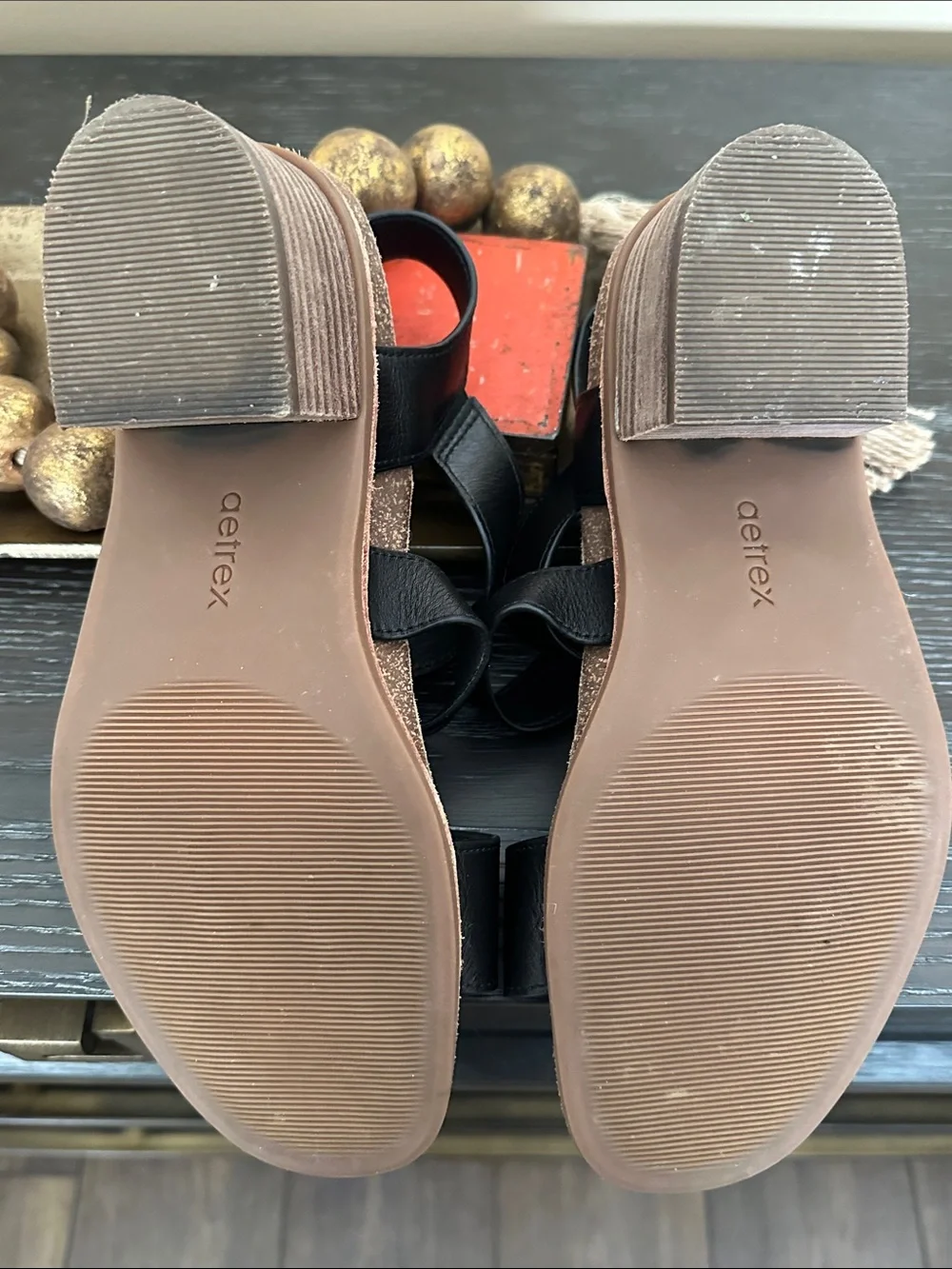Aetrex soft cushioned